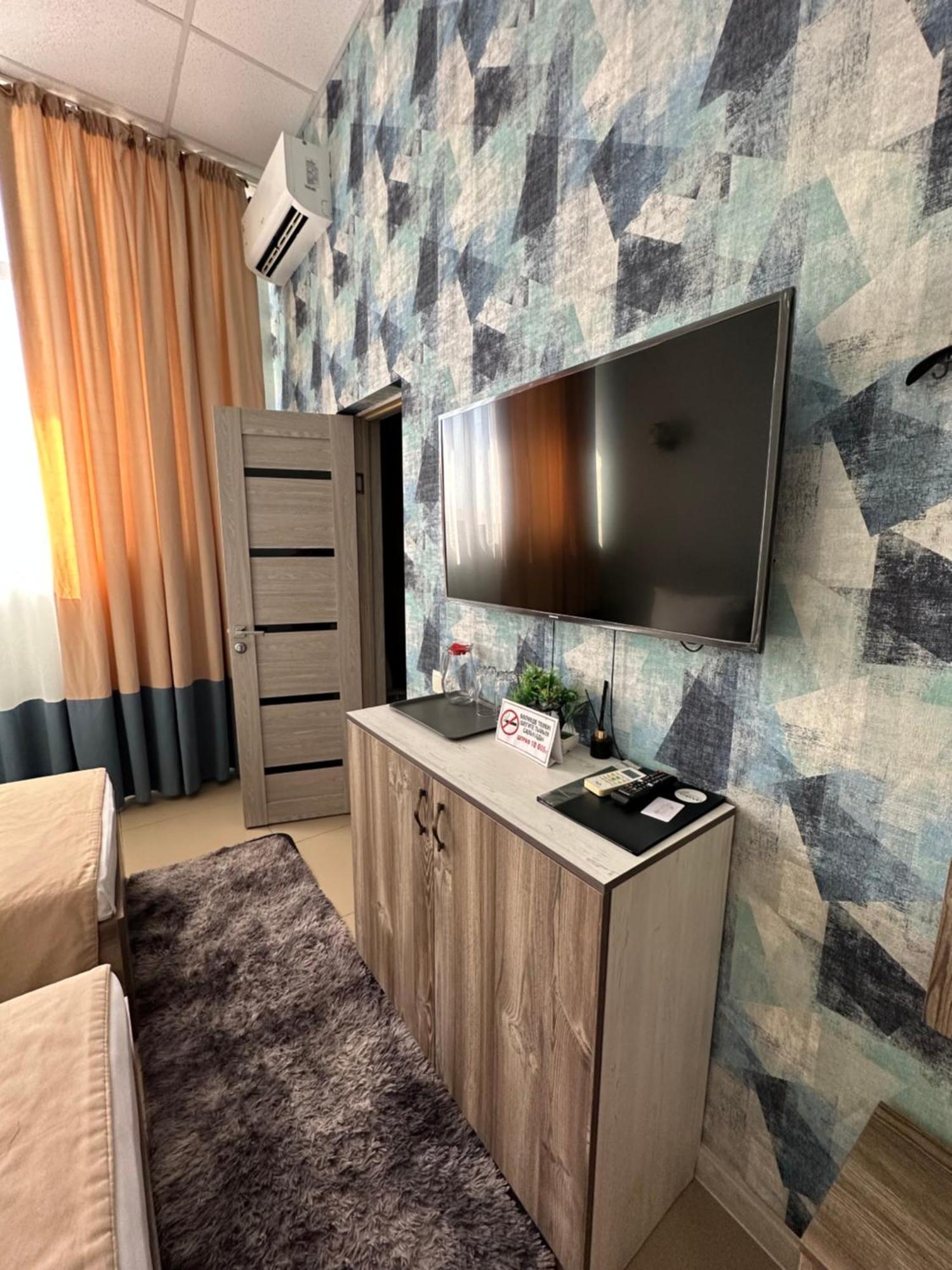 Tarlan Hotel Актау Екстериор снимка