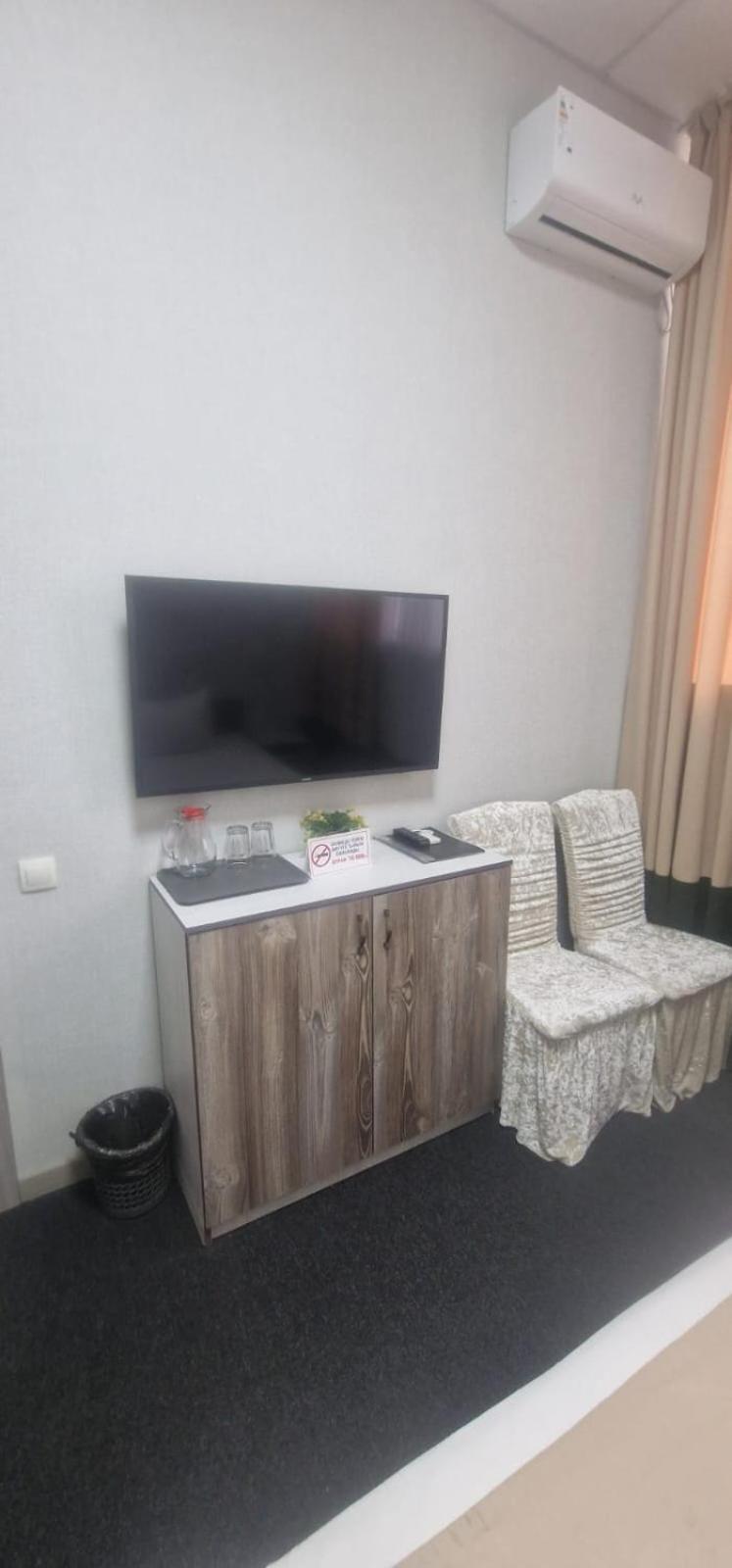 Tarlan Hotel Актау Екстериор снимка